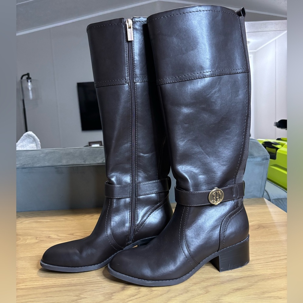 Tommy Hilfiger boots